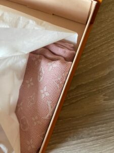 شال سكارف لويس فيتون LV