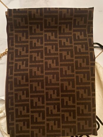 باوتش فندي FENDI