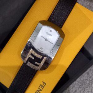 ساعة فندي FENDI