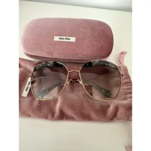 نظارة ميوميو MIU MIU