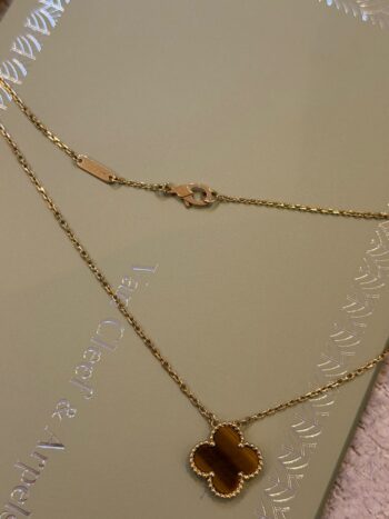 سلسال فان كليف Van Cleef