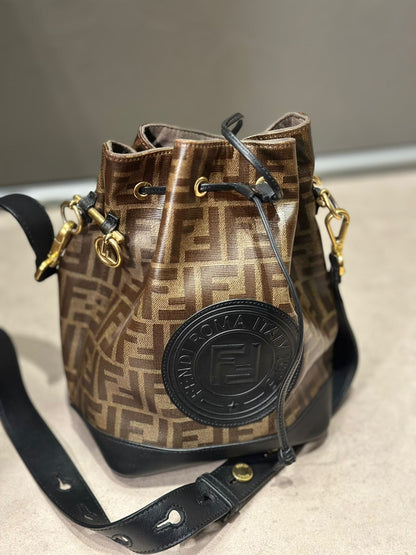 شنطة فندي مستعملة | Fendi Bag Used