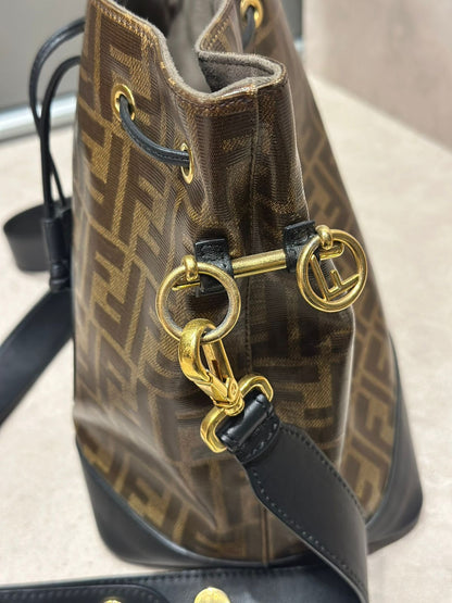 شنطة فندي مستعملة | Fendi Bag Used