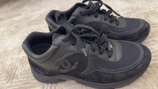 سنيكرز شانيل مستعملة  |Chanel Sneakers Used - size 35.5
