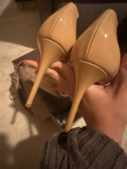 GIANVITO ROSSI Heels - size 38.5