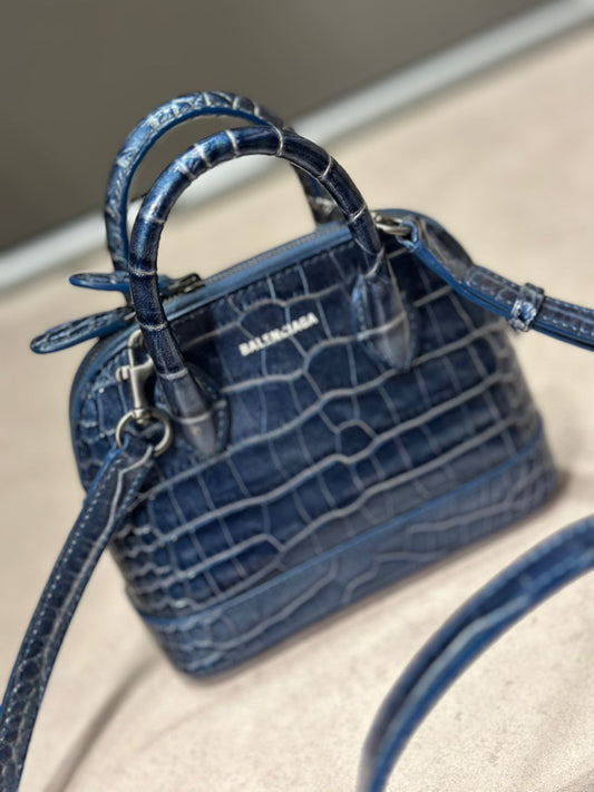 شنطة بالنسياغا | Balenciaga Bag