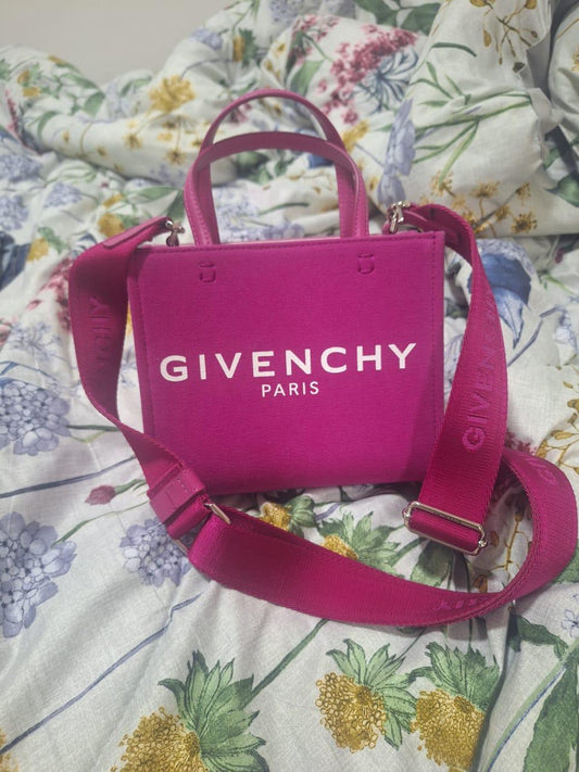 شنطة جيفنشي | Givenchy Bag