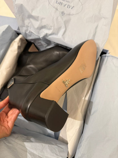 Prada Boot - size 38.5