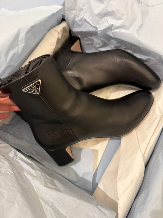 بوت برادا | Prada Boot - size 38.5
