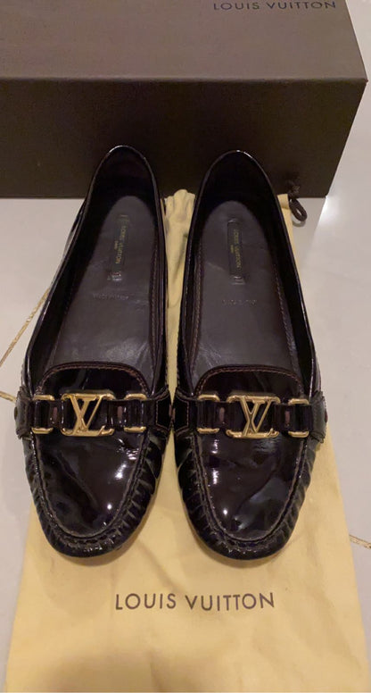 Louis Vuitton Flat - size 39.5
