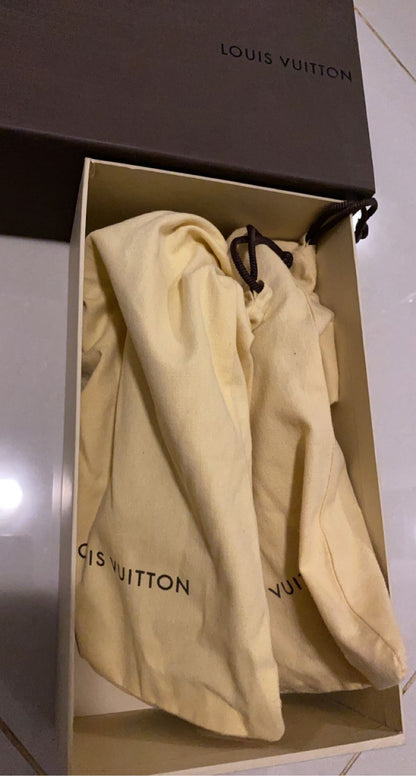 Louis Vuitton Flat - size 39.5