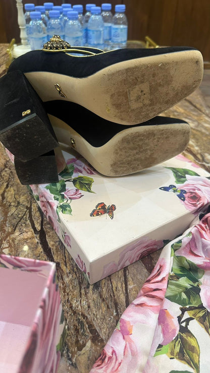 كعب مخمل دولتشي اند غابانا | Dolce & Gabbana Heels - size 38