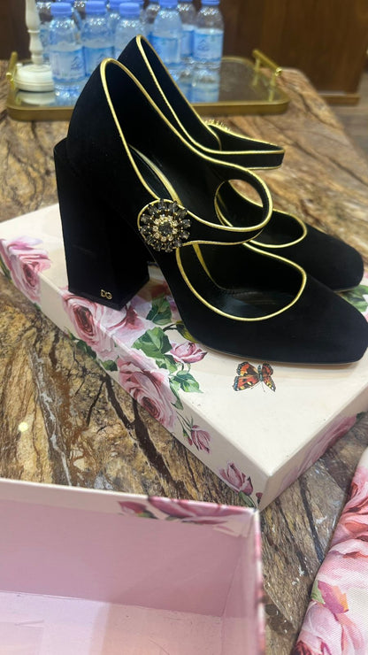 كعب مخمل دولتشي اند غابانا | Dolce & Gabbana Heels - size 38