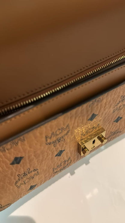 شنطة ام سي ام مستعملة | MCM Bag Used