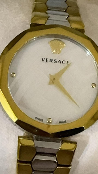 ساعة فيرزاتشي مستعملة  | Versace Watch Used