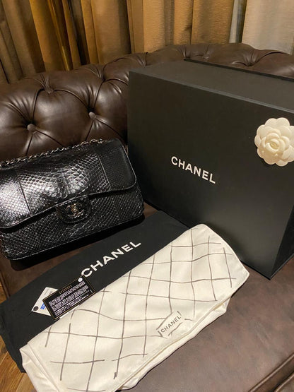 شنطة شانيل إصدار محدود جلد بايثون | Chanel Bag - Limited Edition Python leather