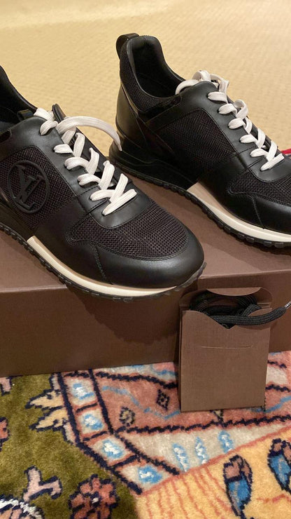 سنيكرز لويس فيتون | Louis Vuitton Sneakers - size 40