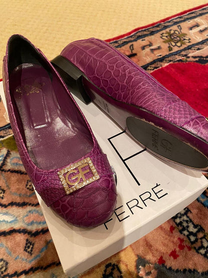 Gianfranco Ferre Flat - size 40