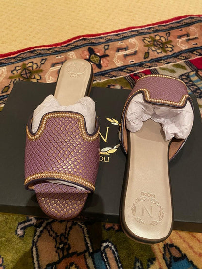 Nicoli Slipper - size 40