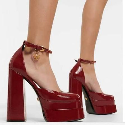 Versace Heels -size 38.5