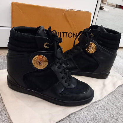 Louis Vuitton Boot - size 36