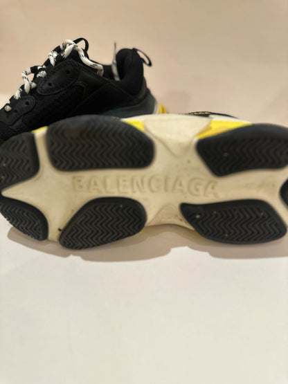 Balenciaga Sneakers - size 37