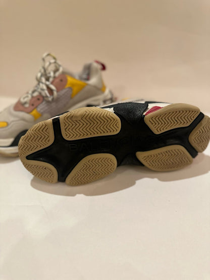 Balenciaga Sneakers - size 36
