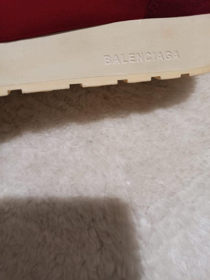 Balenciaga Sneakers - size 39