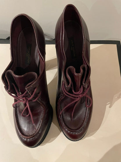 Louis Vuitton Heels - size 40