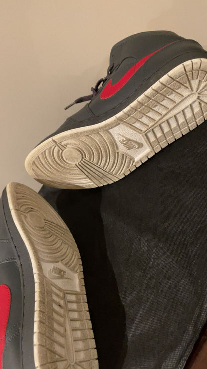 NIKE Sneakers - size 43