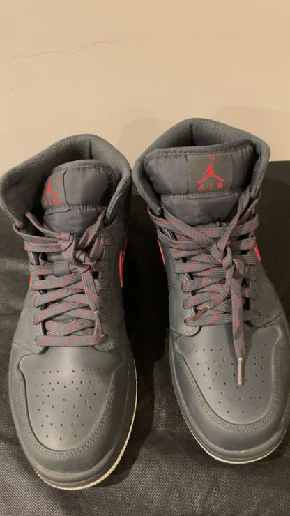 NIKE Sneakers - size 43