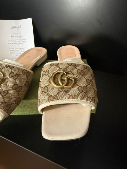 Gucci Slipper - size 38.5