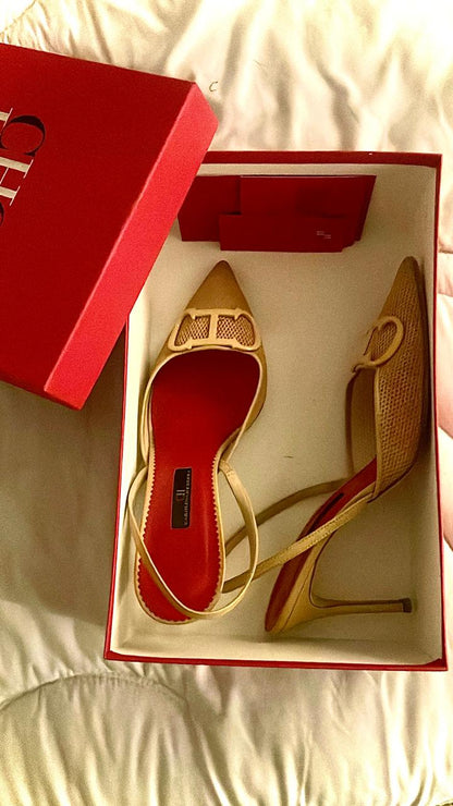 Carolina Herrera Heela - size 38