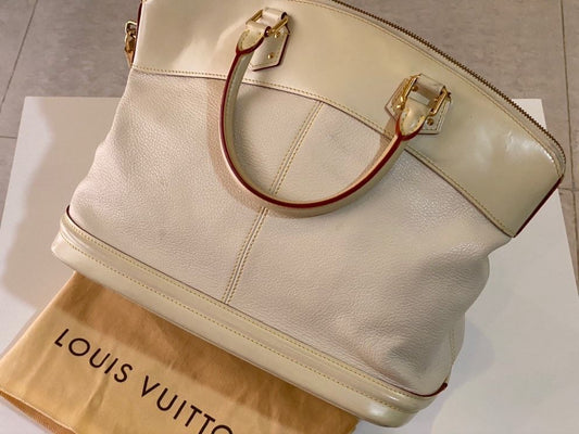 شنطة لويس فيتون | Louis Vuitton Bag