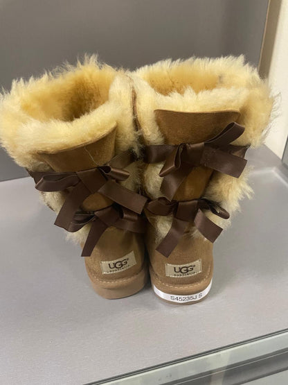 UGG Boot - size 39