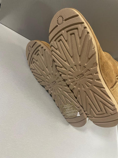 UGG Boot - size 39