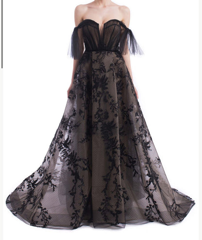 Sophie Couture Dress Used Once - size S
