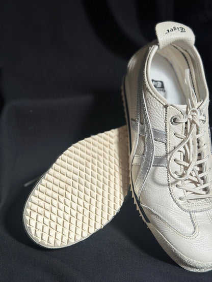 ONITSUKA TIGER Sneakers Used - size 38