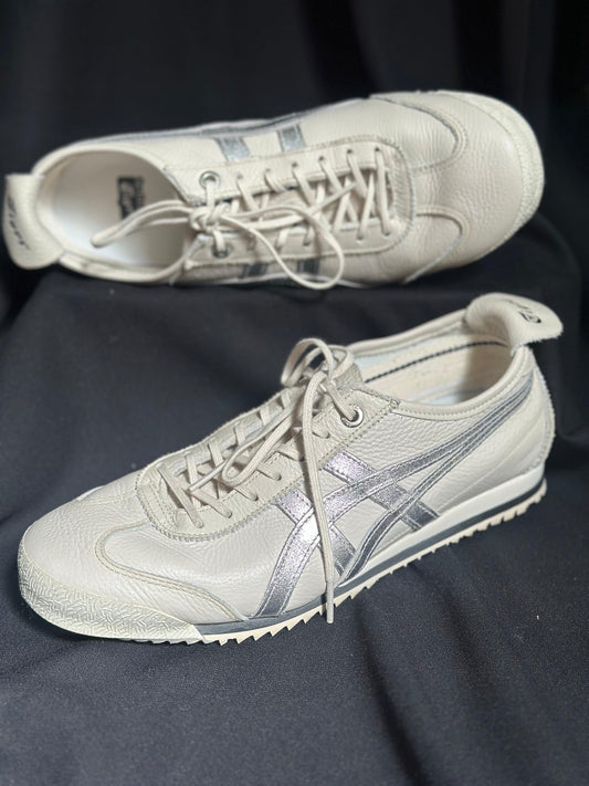 سنيكرز أونيتسوكا تايغر مستعملة| ONITSUKA TIGER Sneakers Used - size 38