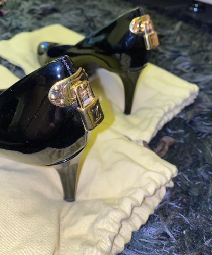 كعب لويس فيتون مستعمل | Louis Vuitton Heels Used - size 39
