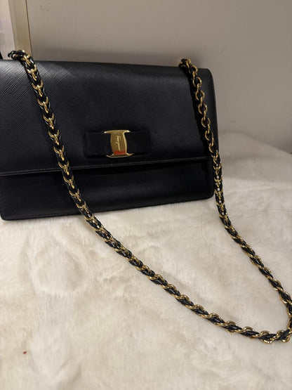 شنطة سلفاتوري فيراغامو مستعملة | Salvatore Ferragamo Bag Used
