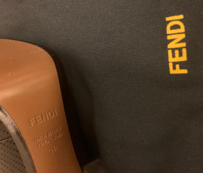 FENDI Heels Used - size 38