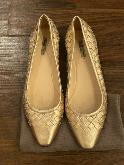 فلات بوتيغا فينيتا مستعمل | Bottega Veneta Flat Used - size 37