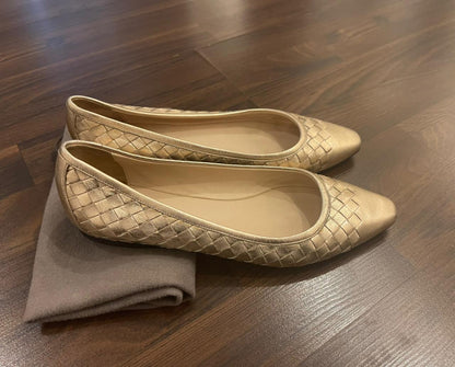 فلات بوتيغا فينيتا مستعمل | Bottega Veneta Flat Used - size 37