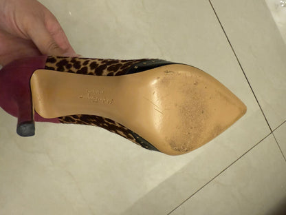 كعب سلفاتوري فيراغامو مستعمل | Salvatore Ferragamo Heels Used - size 38