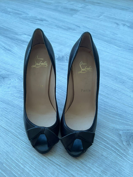 كعب كريستيان لوبوتان مستعمل | Christian Louboutin Heels  Used - size 36