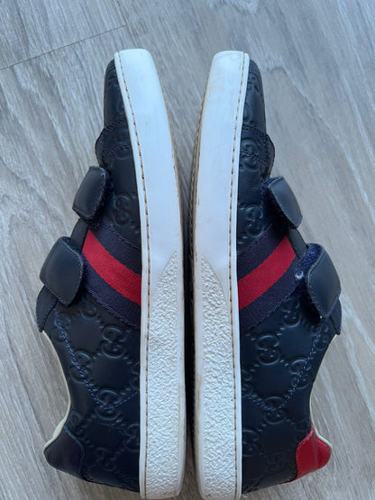 Gucci Sneakers Used - size 37