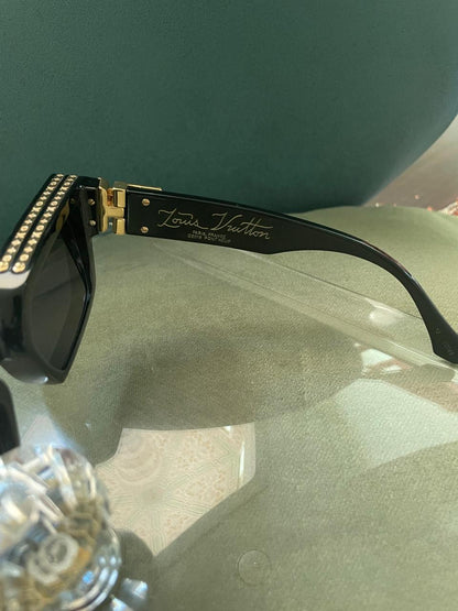 Louis Vuitton Sunglasses Used