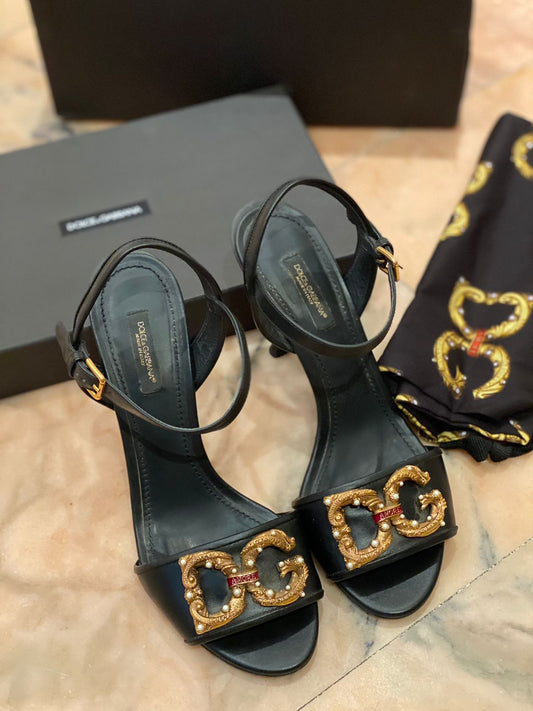 Dolce & Gabbana Heels Used - size 38.5