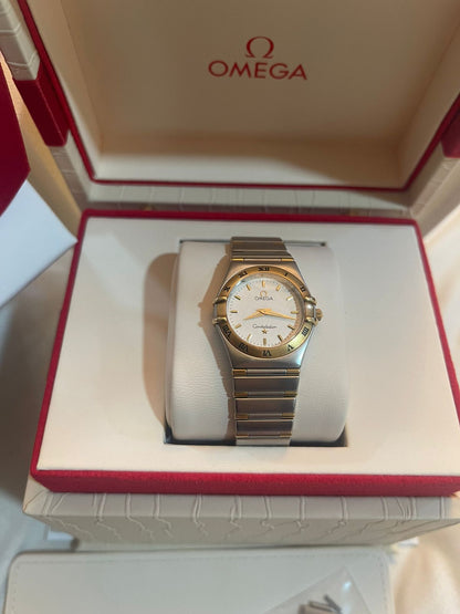 ساعة اوميغا شبه جديدة | OMEGA Watch Like new - size 25
